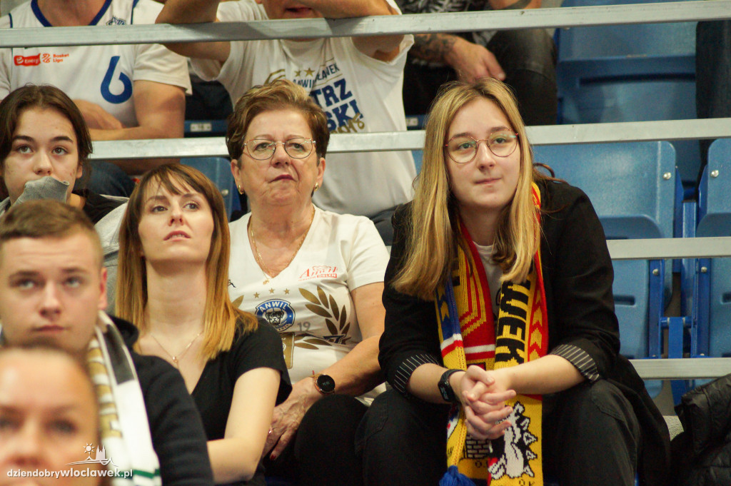 Kibice na meczu Anwil vs King