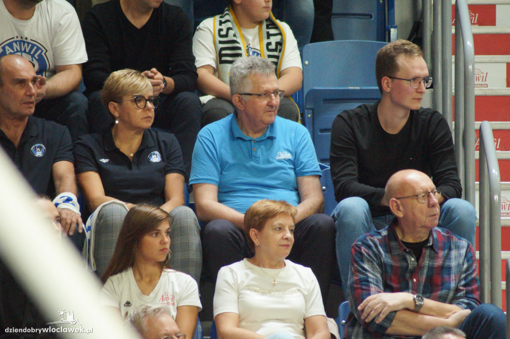 Kibice na meczu Anwil vs King