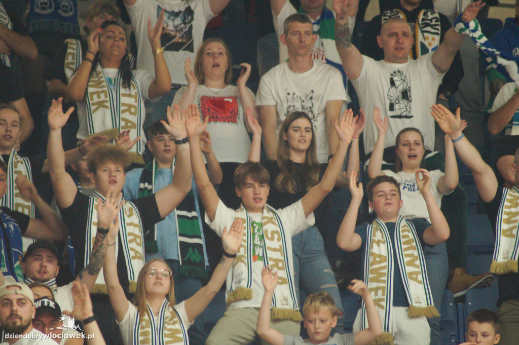 Kibice na meczu Anwil vs King