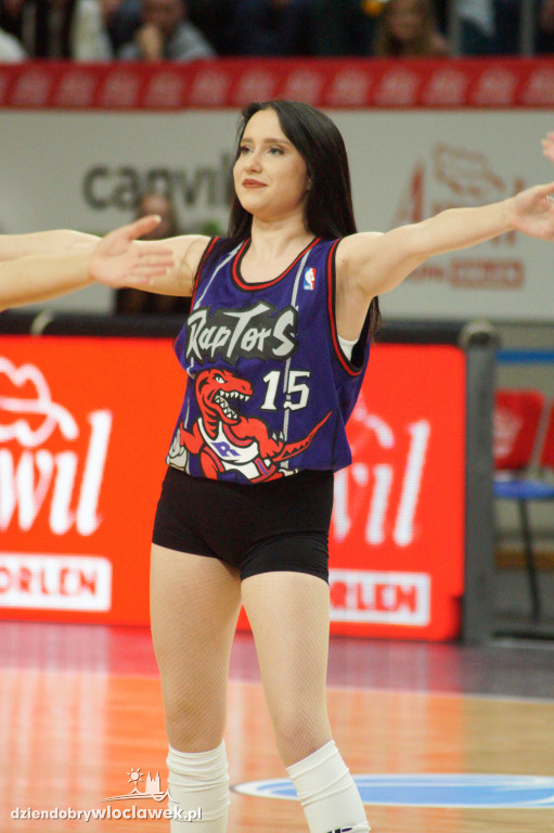 Cheerleaderki na meczu Anwil vs Sporting