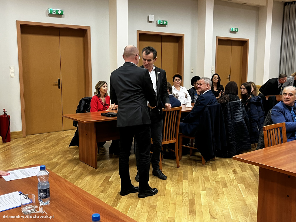 Wręczenie podziękowań za pomoc Ukrainie