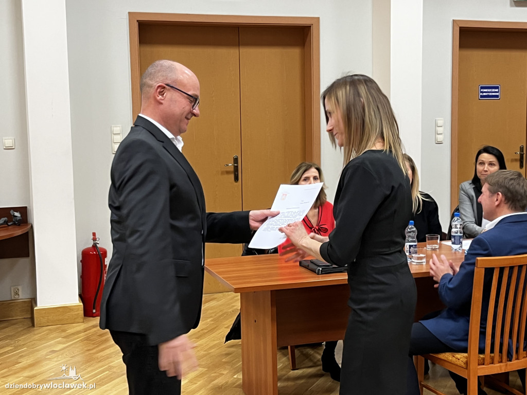 Wręczenie podziękowań za pomoc Ukrainie