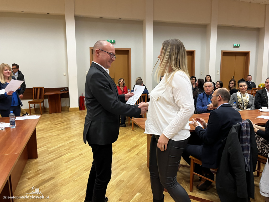 Wręczenie podziękowań za pomoc Ukrainie