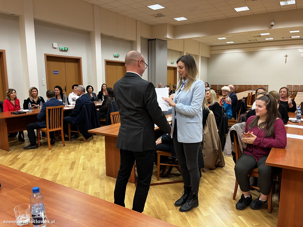Wręczenie podziękowań za pomoc Ukrainie