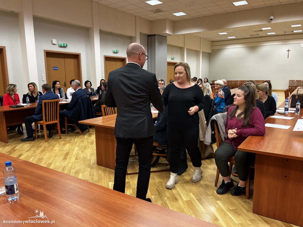 Wręczenie podziękowań za pomoc Ukrainie