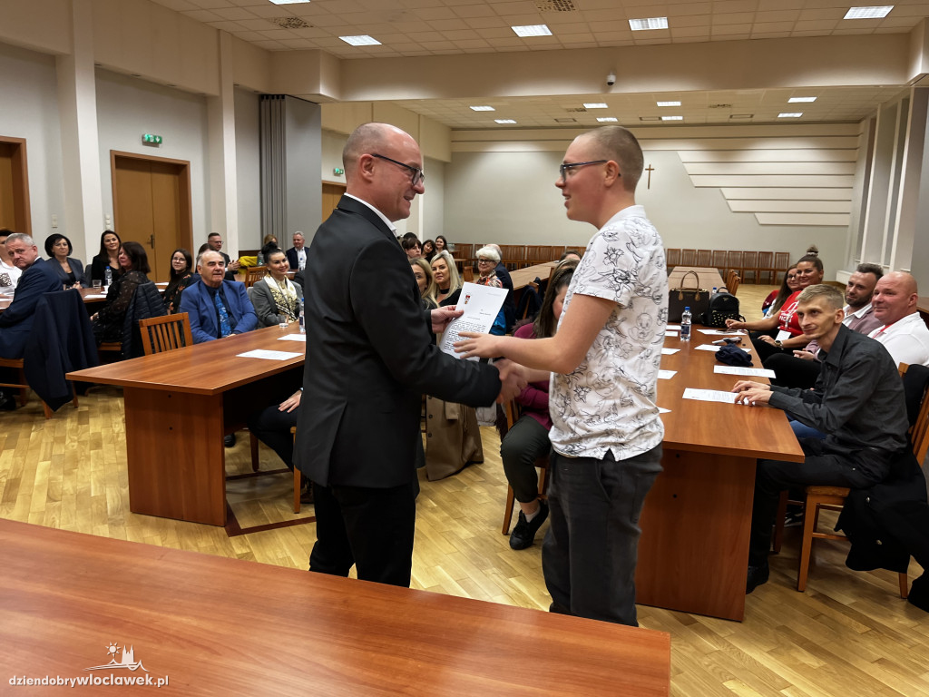 Wręczenie podziękowań za pomoc Ukrainie