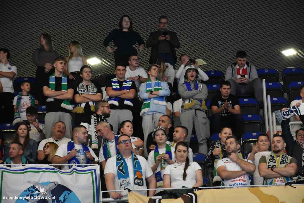 Twarde Pierniki Toruń vs Anwil Włocławek [74:84]