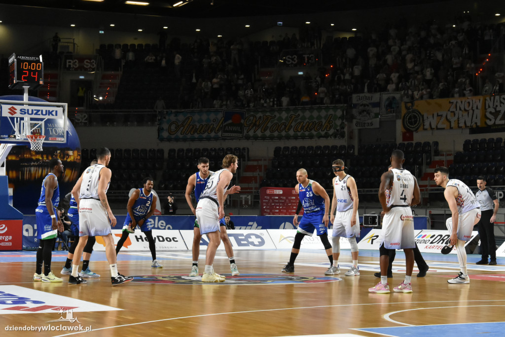 Twarde Pierniki Toruń vs Anwil Włocławek [74:84]