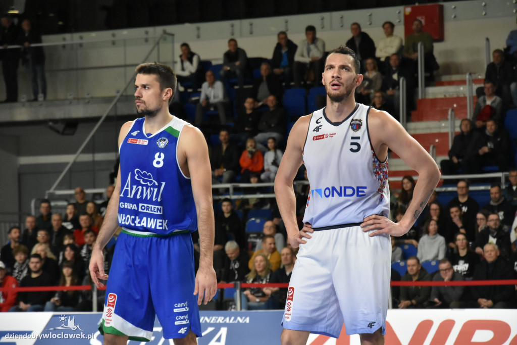 Twarde Pierniki Toruń vs Anwil Włocławek [74:84]