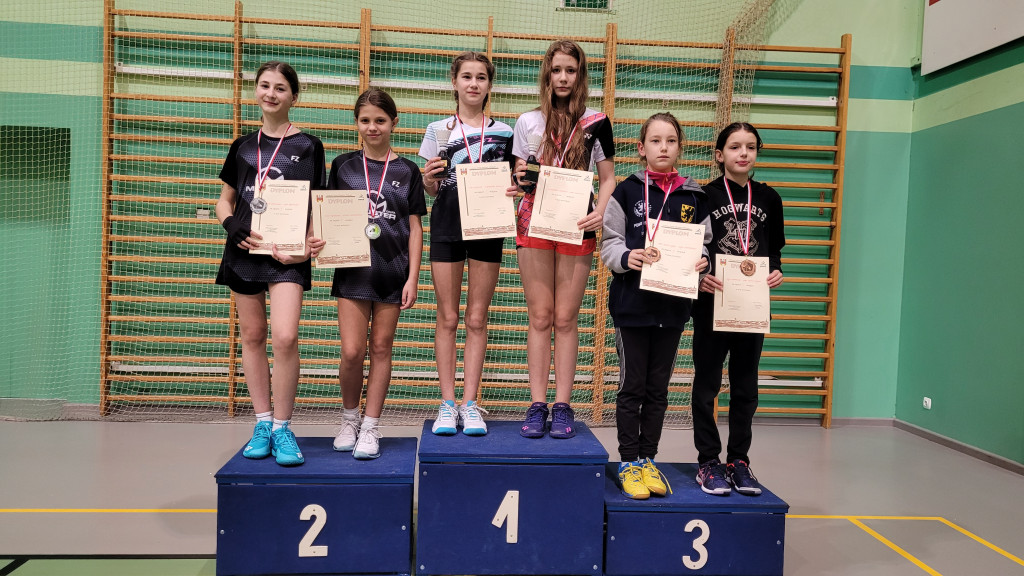 9 medali zawodników UKS START Smólnik