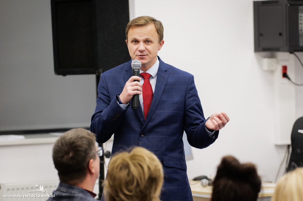 Rektor PANS przyznał stypendia dla najlepszych
