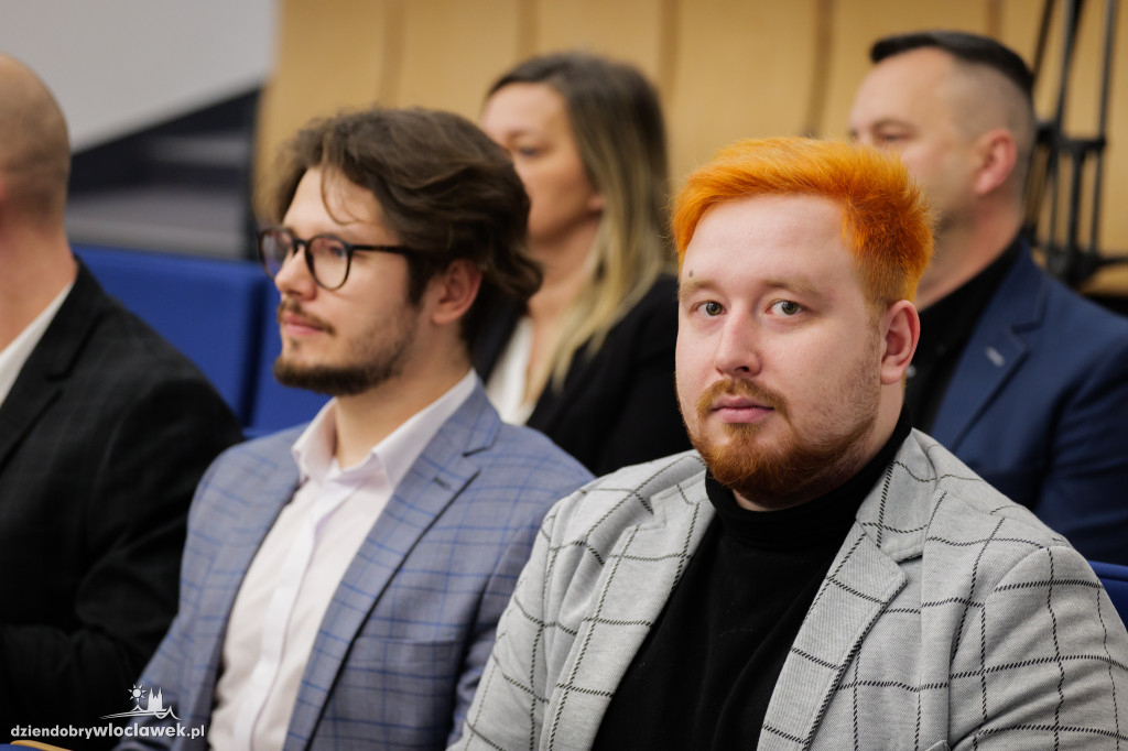 Rektor PANS przyznał stypendia dla najlepszych