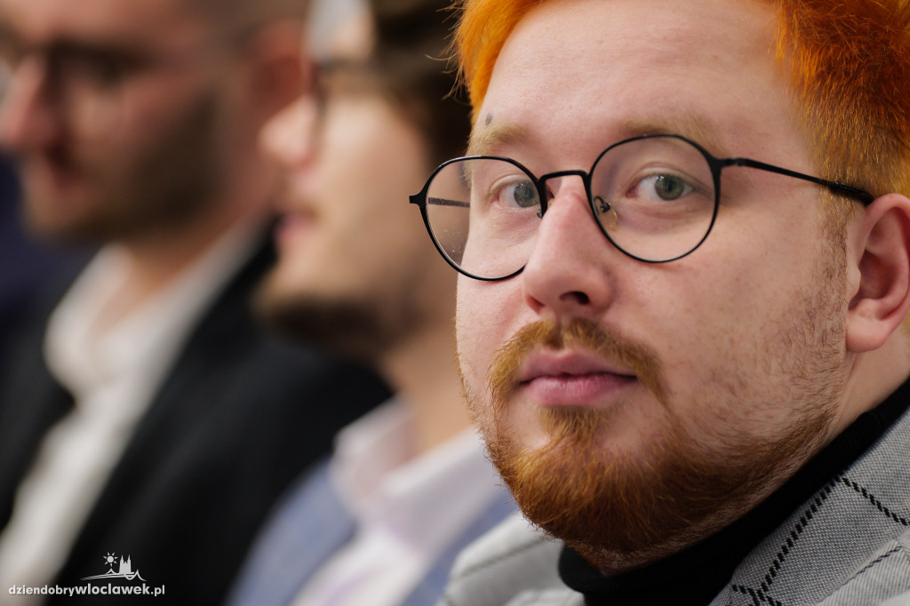 Rektor PANS przyznał stypendia dla najlepszych