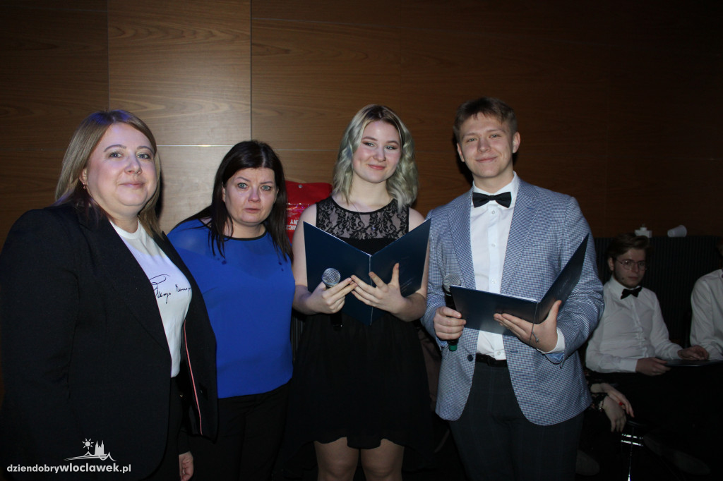 Andrzejkowy Talent Show dla Oli i Gabrysi