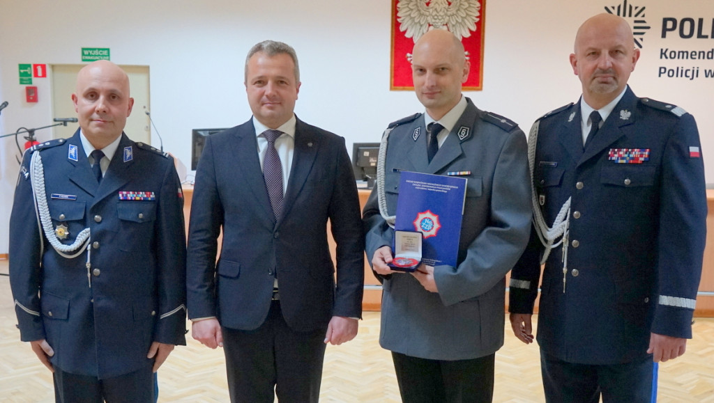 Ślubowanie nowych policjantów