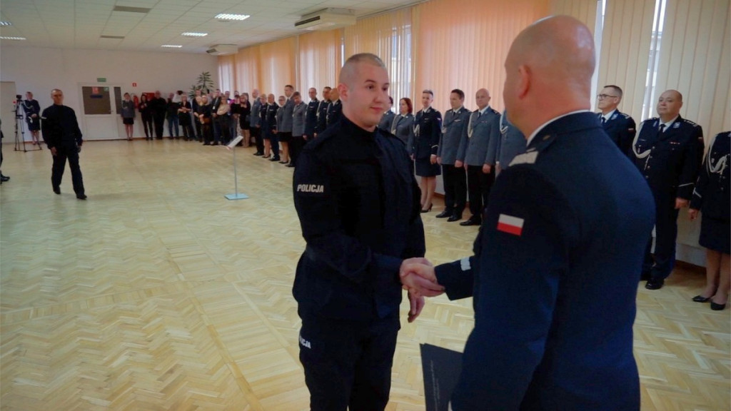 Ślubowanie nowych policjantów