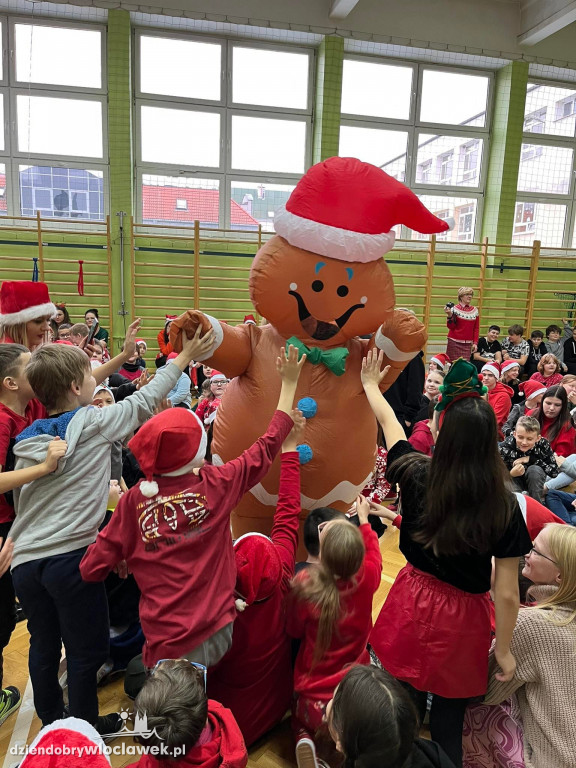 Grinch chce zepsuć święta w SP3