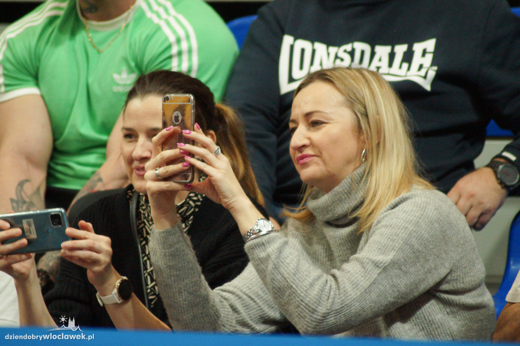 Kibice na meczu Anwil vs Start