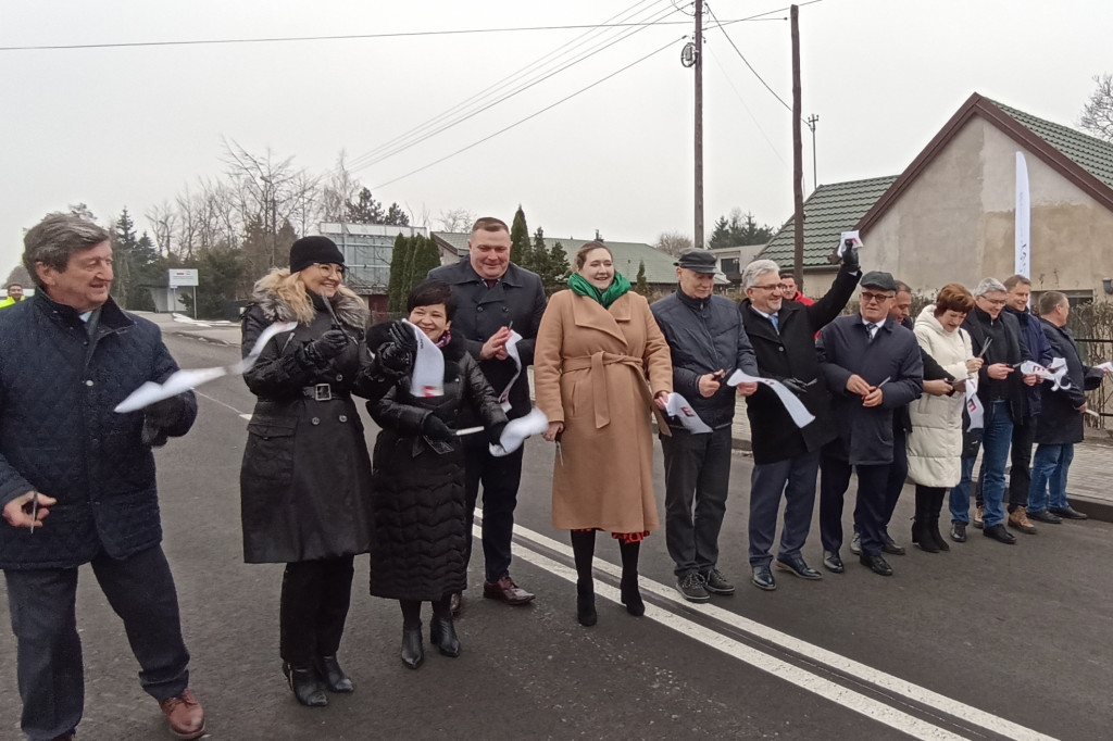Posłanki, senator, starosta... otwierali drogę