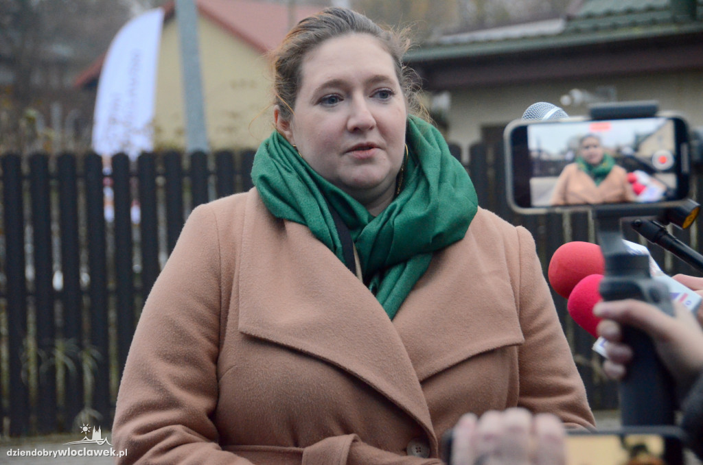 Posłanki, senator, starosta... otwierali drogę