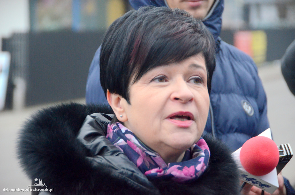 Posłanki, senator, starosta... otwierali drogę