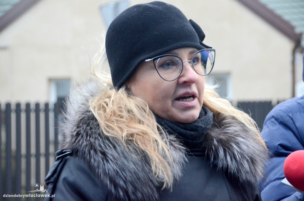 Posłanki, senator, starosta... otwierali drogę