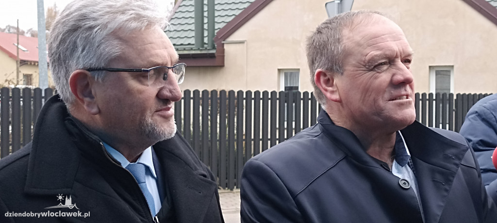 Posłanki, senator, starosta... otwierali drogę