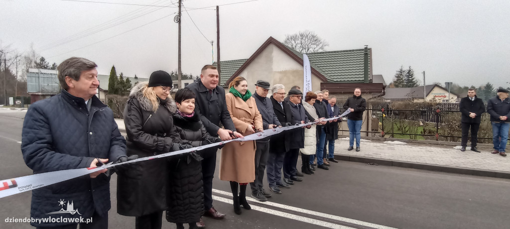 Posłanki, senator, starosta... otwierali drogę