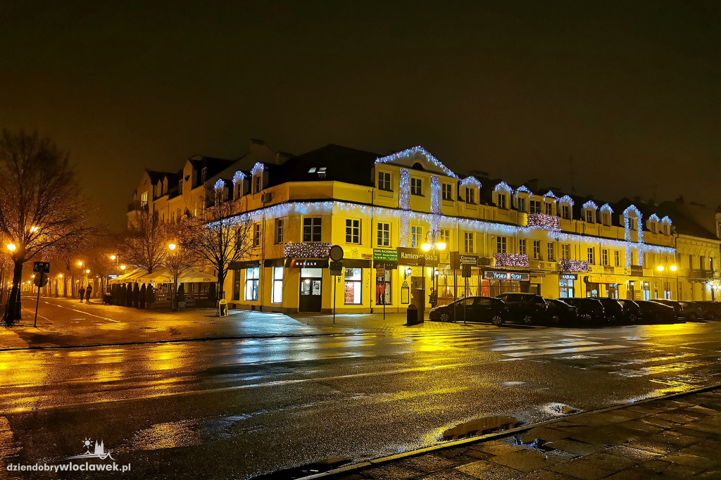 Centrum miasta w świątecznej iluminacji
