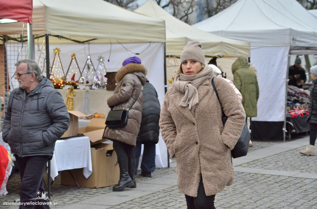 Trwa Włocławski Jarmark Bożonarodzeniowy