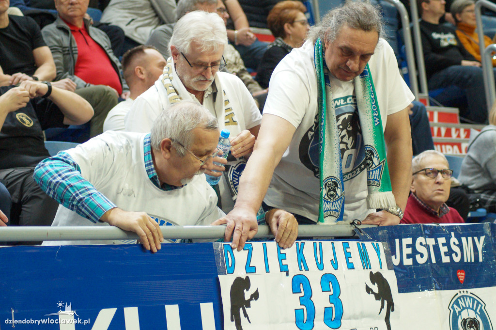 Kibice na meczu Anwil Włocławek Keravnos BC