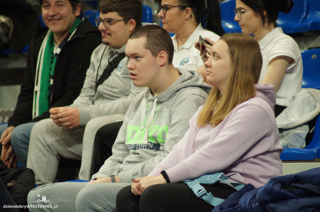 Kibice na meczu Anwil Włocławek Keravnos BC