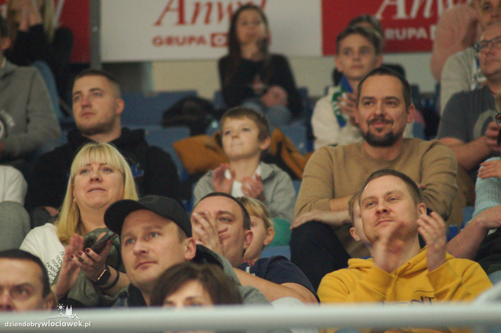 Kibice na meczu Anwil Włocławek Keravnos BC