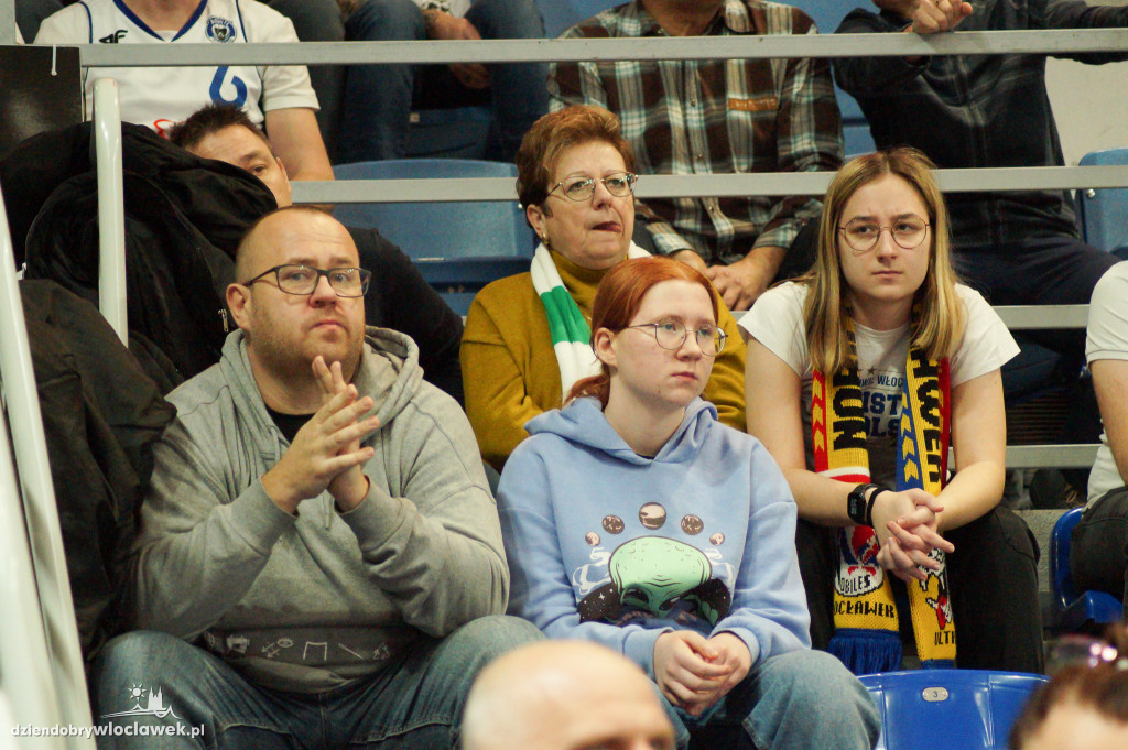 Kibice na meczu Anwil Włocławek Keravnos BC