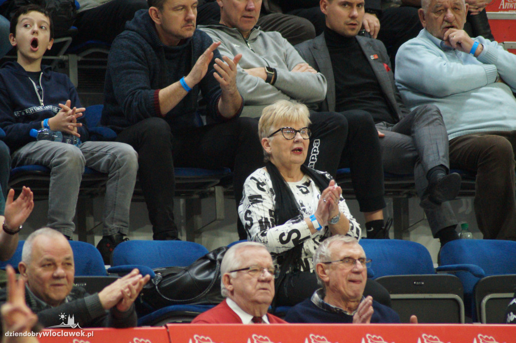 Kibice na meczu Anwil Włocławek Keravnos BC