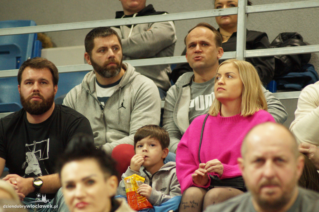 Kibice na meczu Anwil Włocławek Keravnos BC