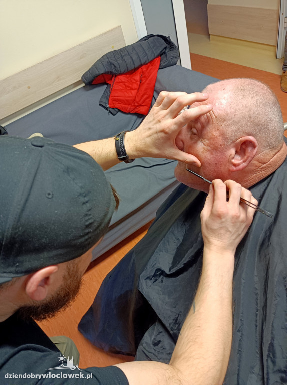 Barber w DPS przy Żeromskiego we Włocławku