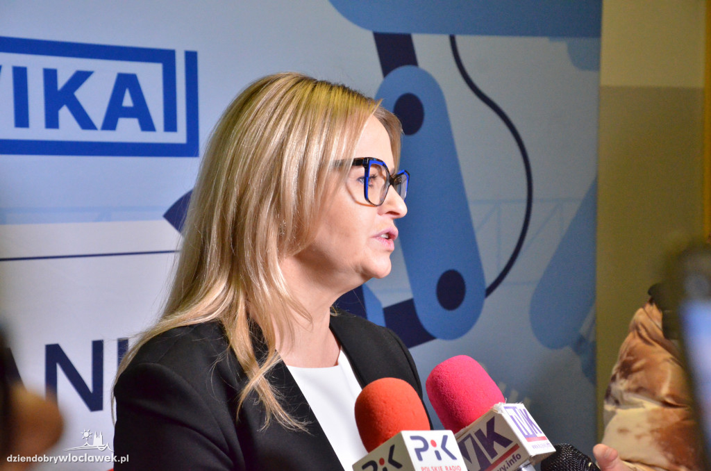 Otwarcie Centrum Programowania Robotów Przemysłowych