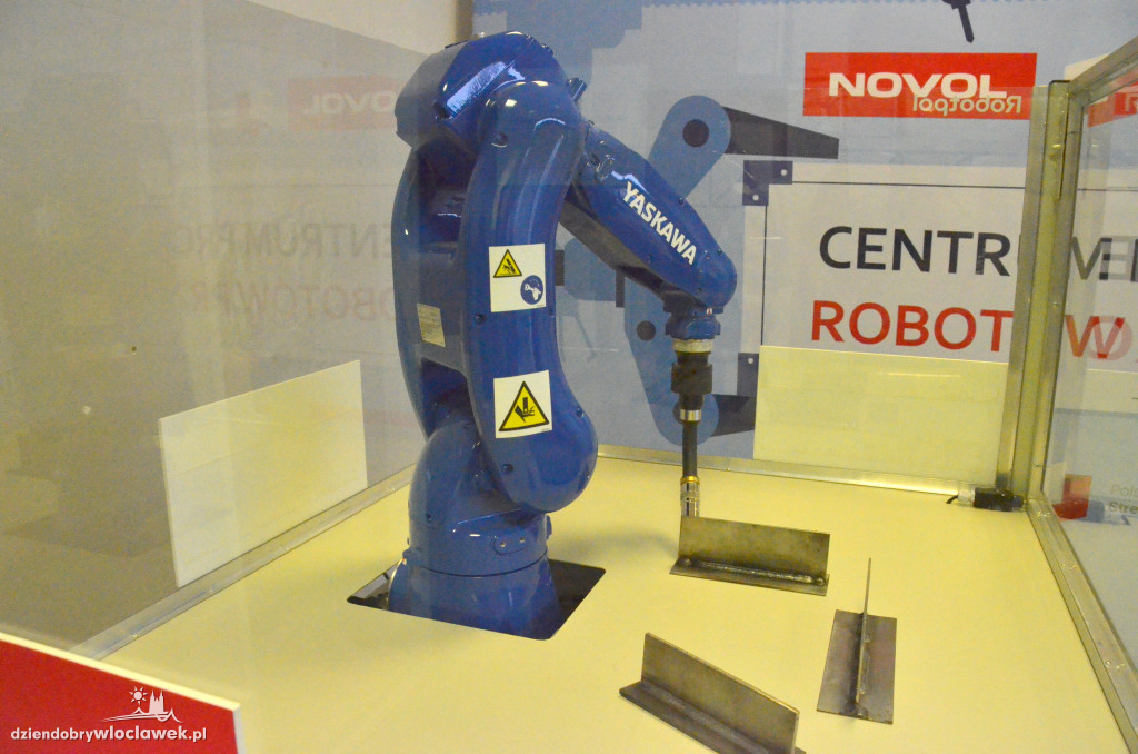 Otwarcie Centrum Programowania Robotów Przemysłowych