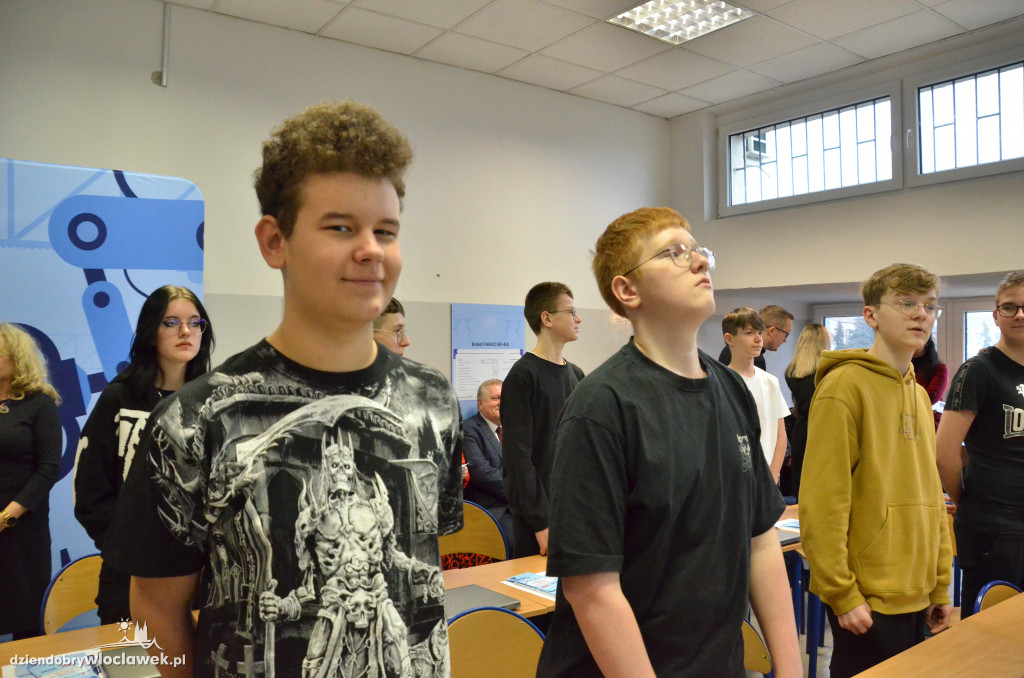 Otwarcie Centrum Programowania Robotów Przemysłowych