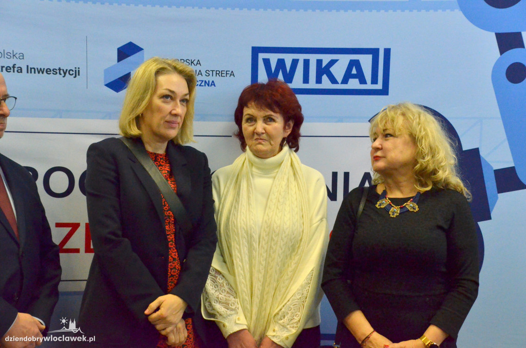 Otwarcie Centrum Programowania Robotów Przemysłowych