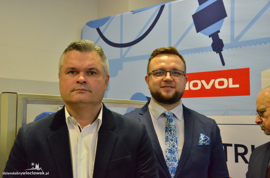 Otwarcie Centrum Programowania Robotów Przemysłowych