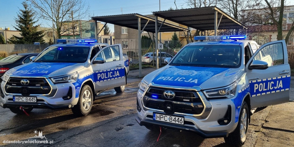 Dwa pickupy dla policji z Włocławka