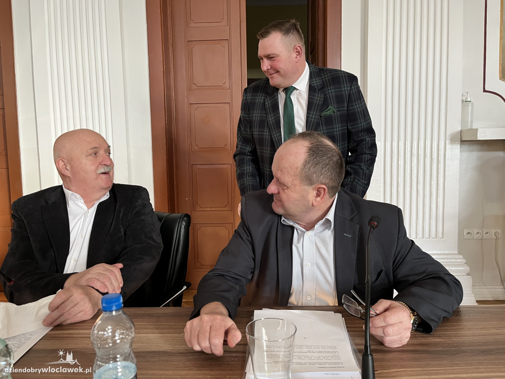 L sesja Rady Powiatu we Włocławku