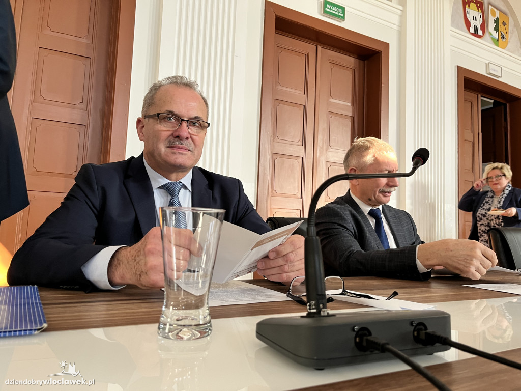 L sesja Rady Powiatu we Włocławku