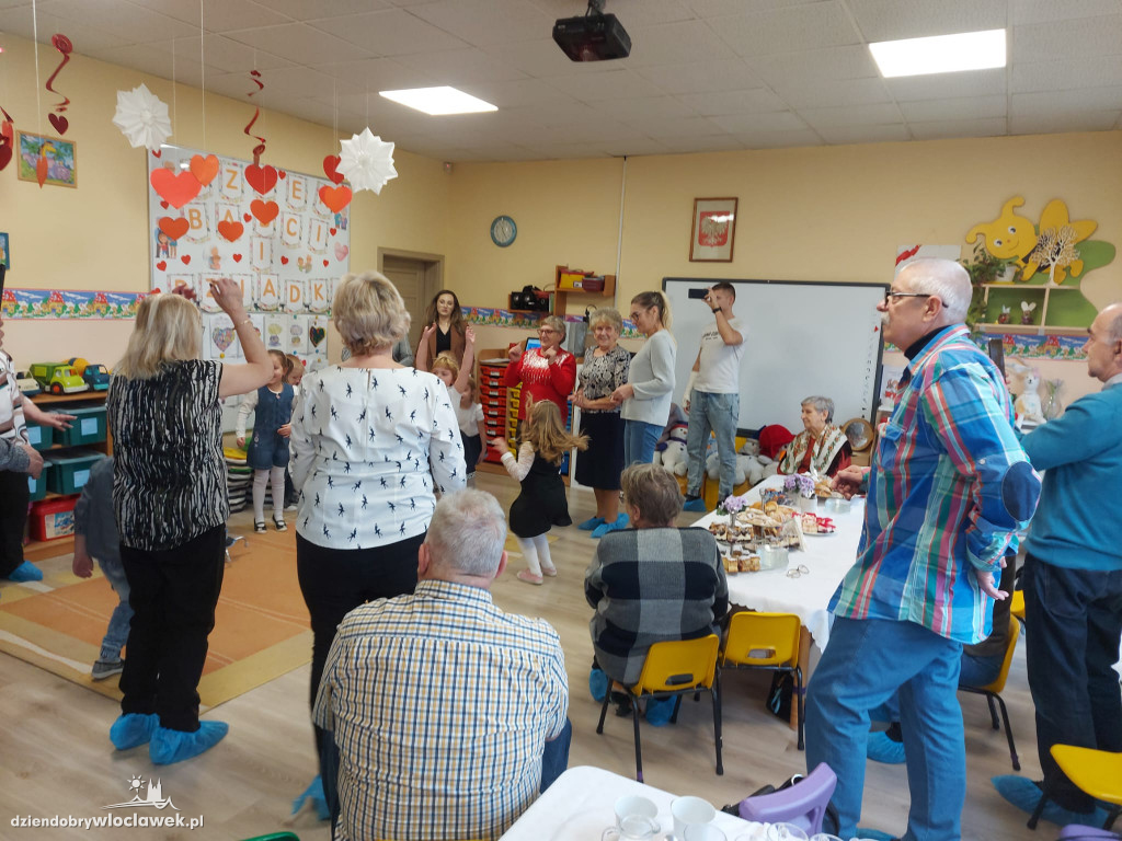 Dzień Babci i Dziadka w w Przedszkolu 22