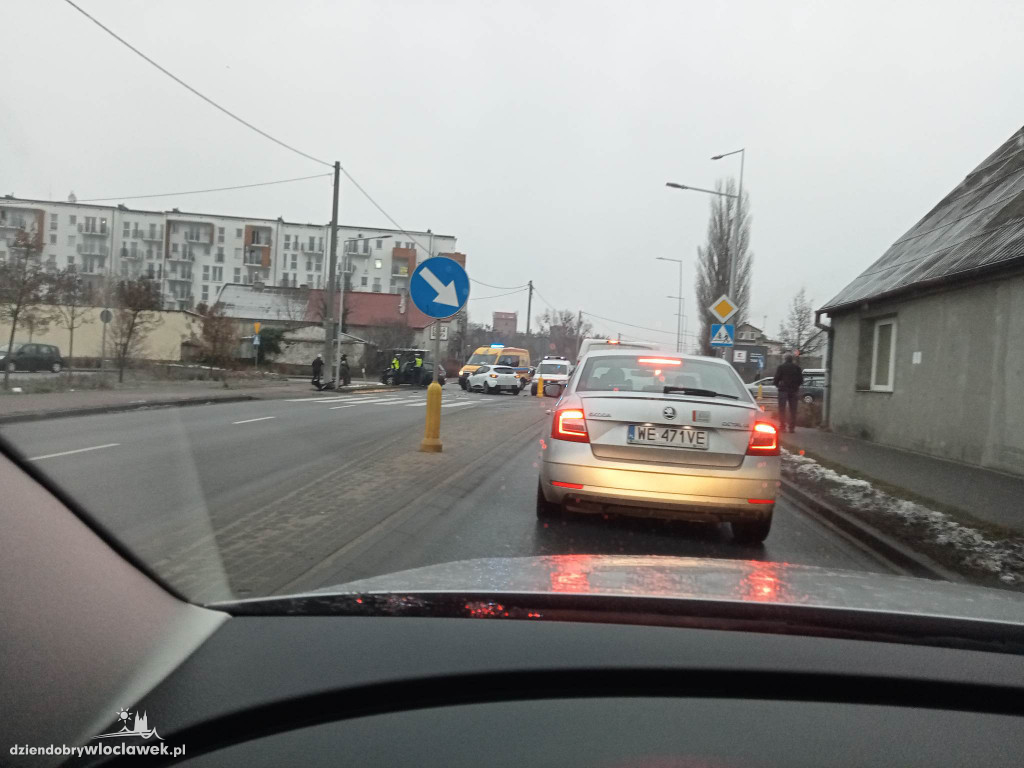 Zderzenie dwóch aut na ul. Kapitulnej