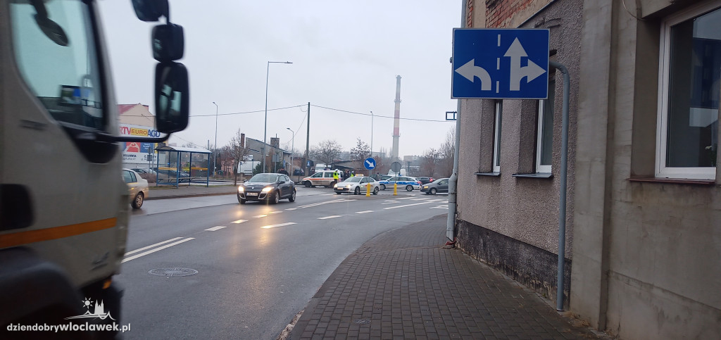 Zderzenie dwóch aut na ul. Kapitulnej