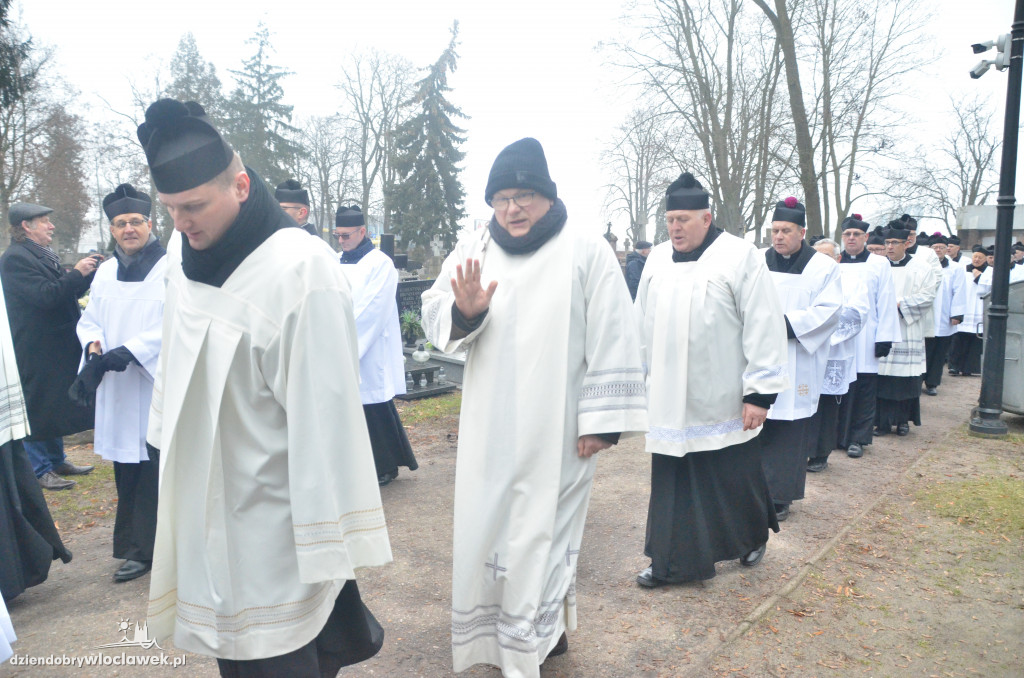 Pogrzeb ks. Waszczyńskiego, byłego proboszcza katedry