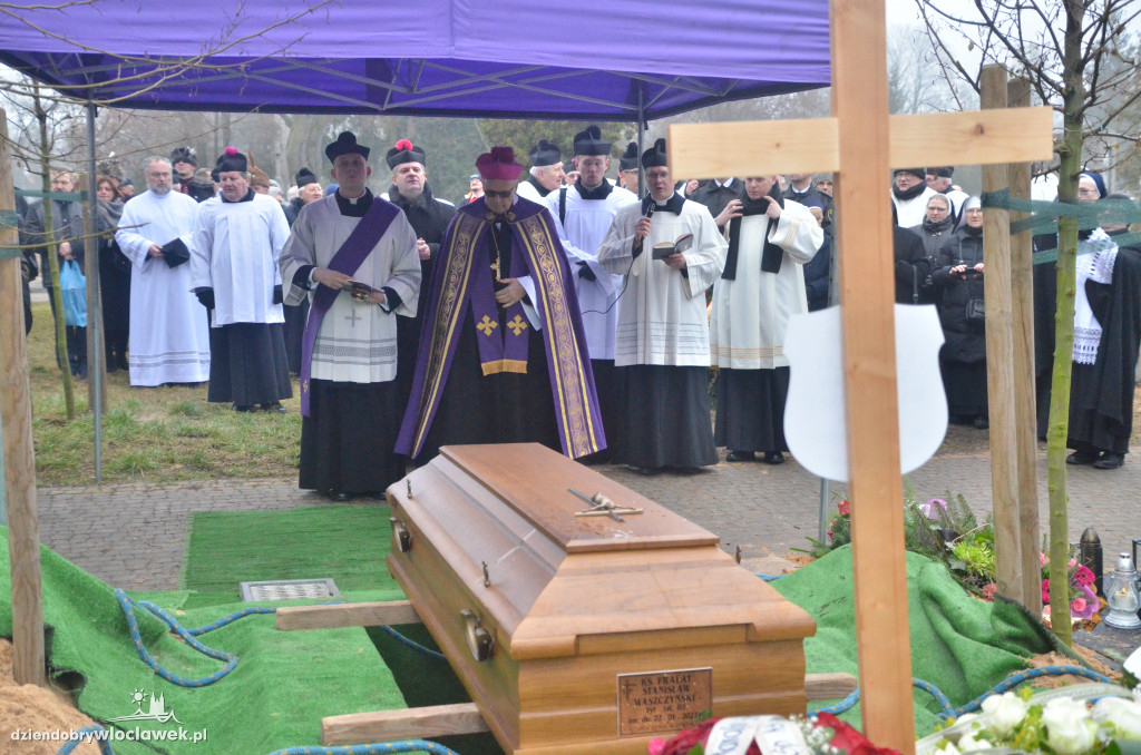 Pogrzeb ks. Waszczyńskiego, byłego proboszcza katedry